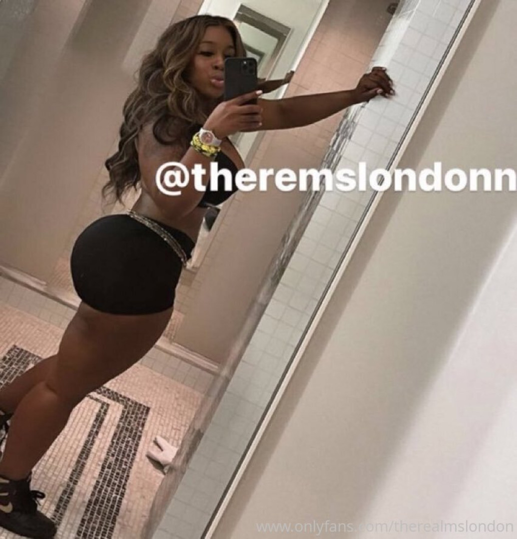 Photo by therealmslondon published on August 11,2023 08:09:26 - BestThots