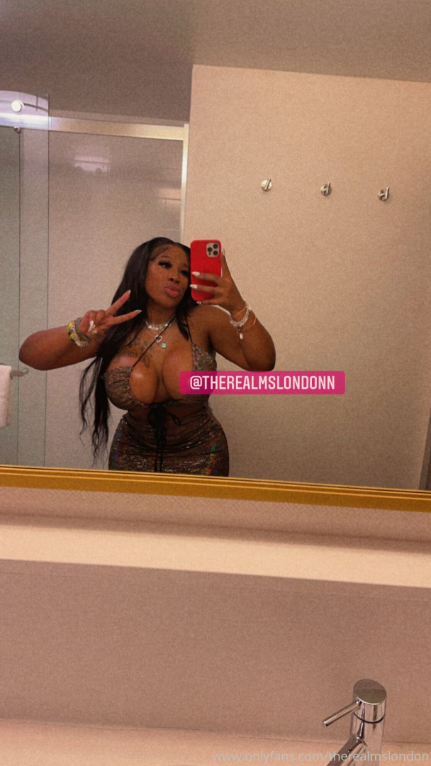 Photo by therealmslondon published on August 11,2023 08:28:19 - BestThots