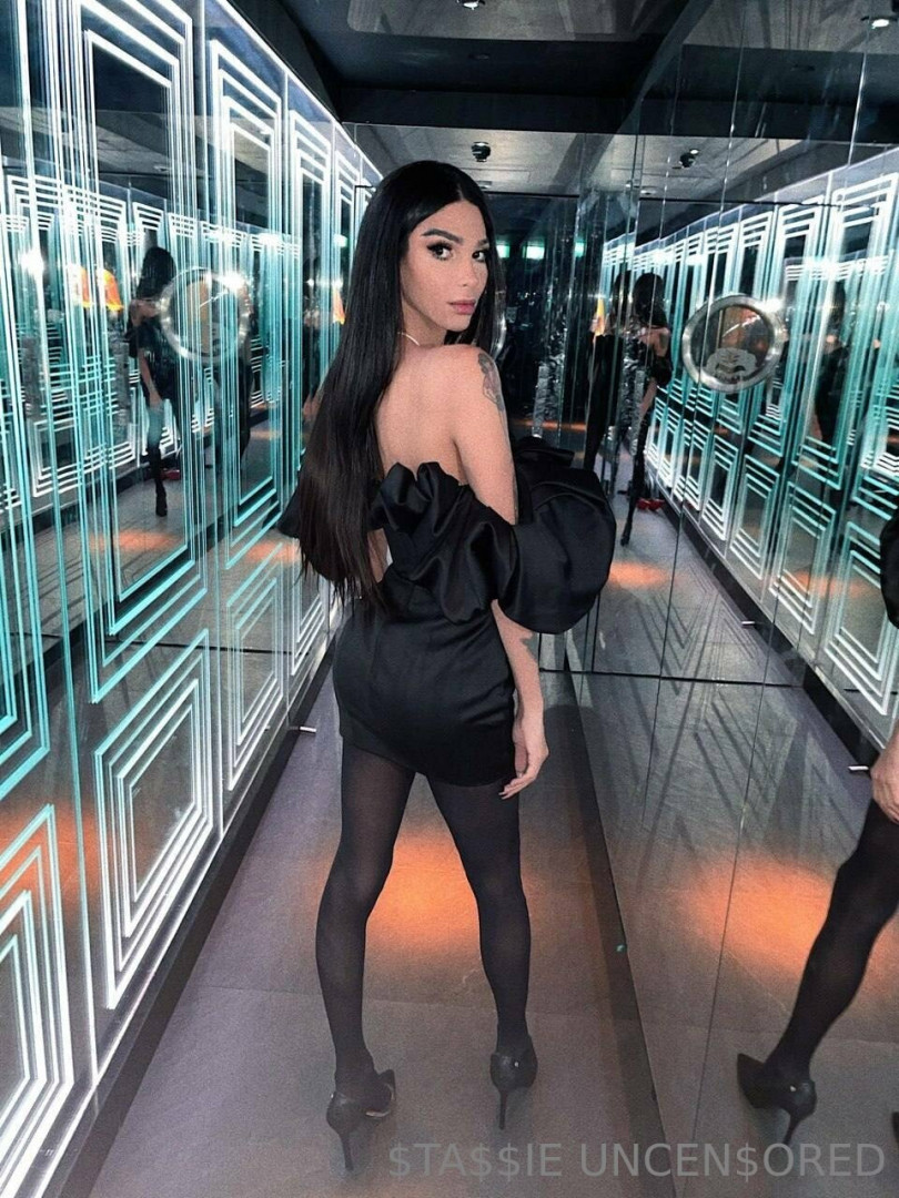 Photo by stassieuncensored published on June 4,2023 22:10:50 - BestThots