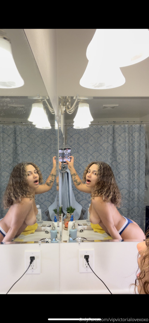 Photo by vipvictorialovexoxo published on August 10,2023 22:00:50 - BestThots