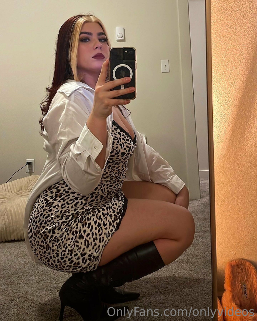 Photo by onlyvideos published on July 28,2023 20:15:29 - BestThots