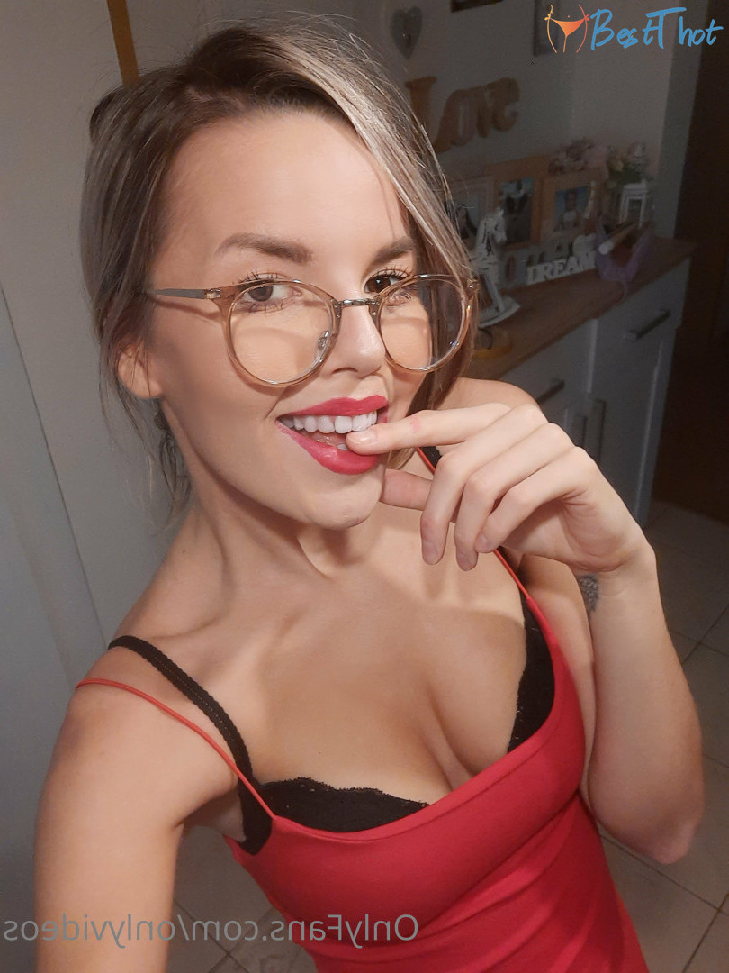 Photo by onlyvideos published on December 12,2024 10:09:28 - BestThots