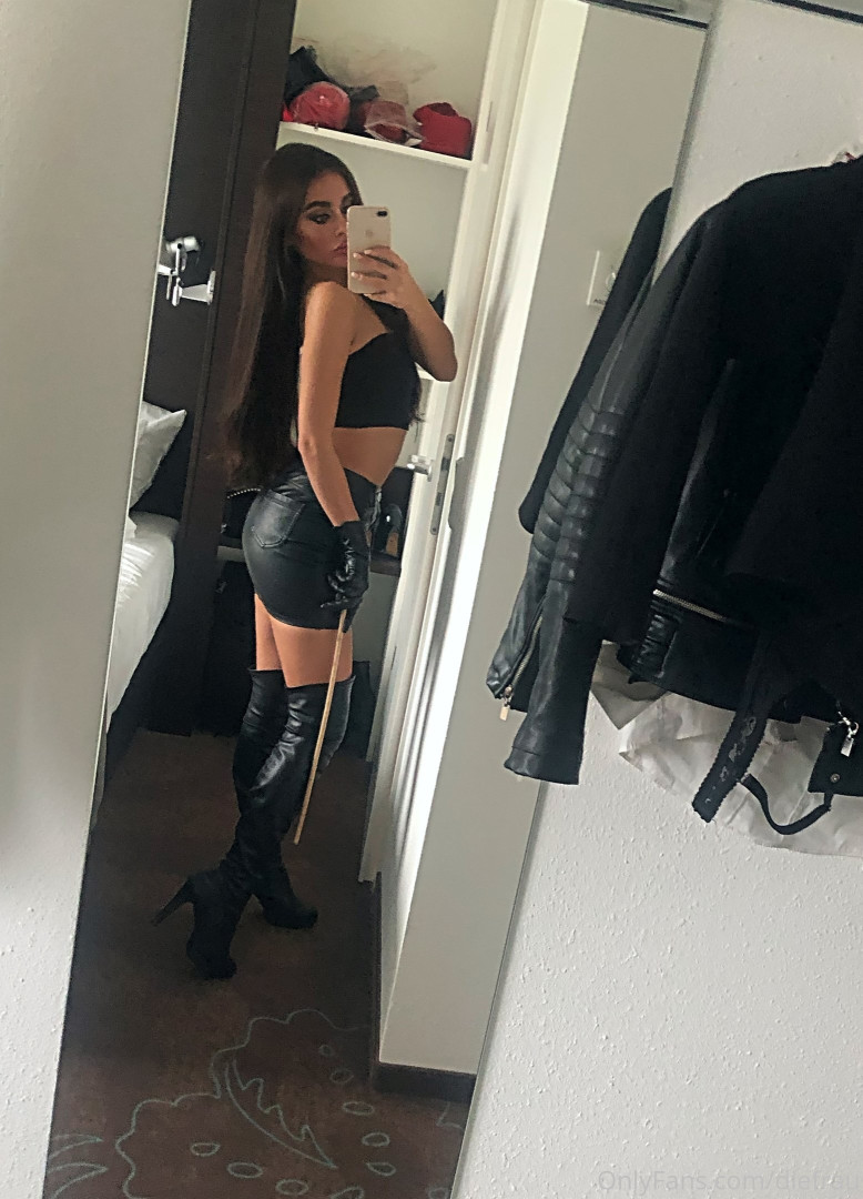 Photo by evilwoman published on June 19,2023 18:29:47 - BestThots