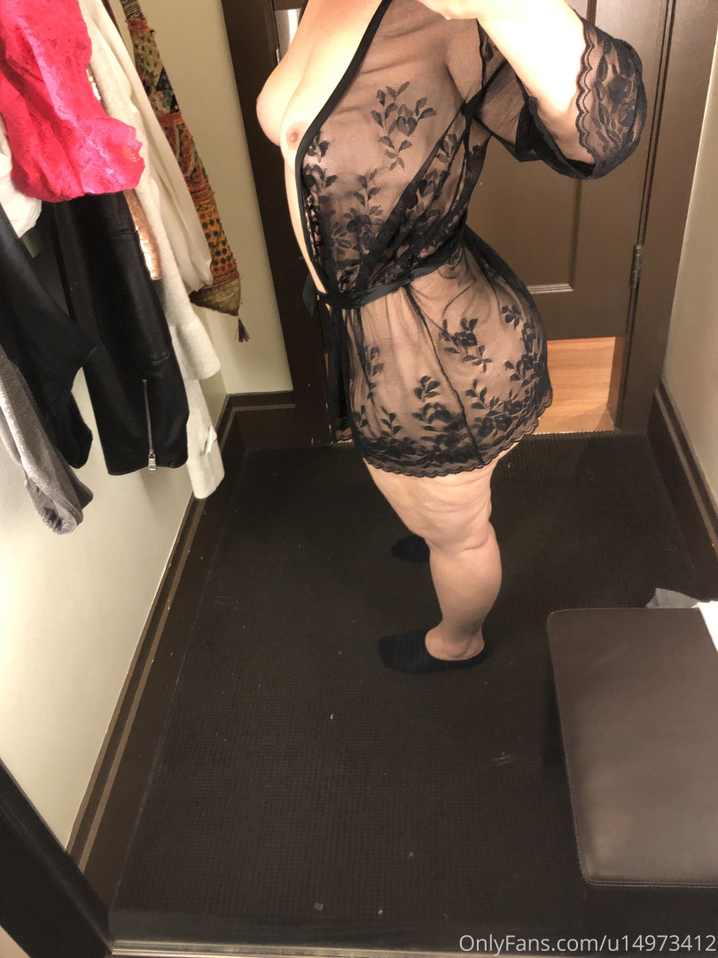 Photo by thebumbumqueen published on August 2,2023 18:48:24 - BestThots
