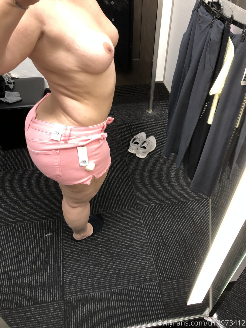 Photo by thebumbumqueen published on August 2,2023 18:50:28 - BestThots