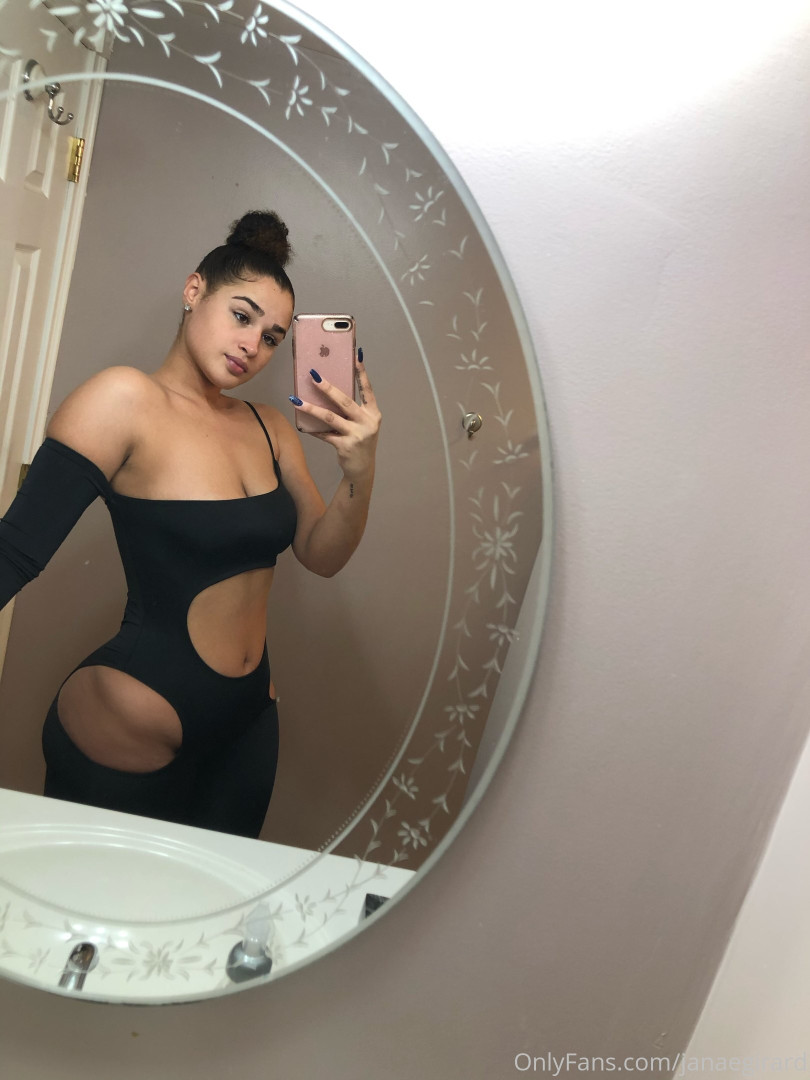 Photo by janaevic published on October 16,2023 08:53:59 - BestThots