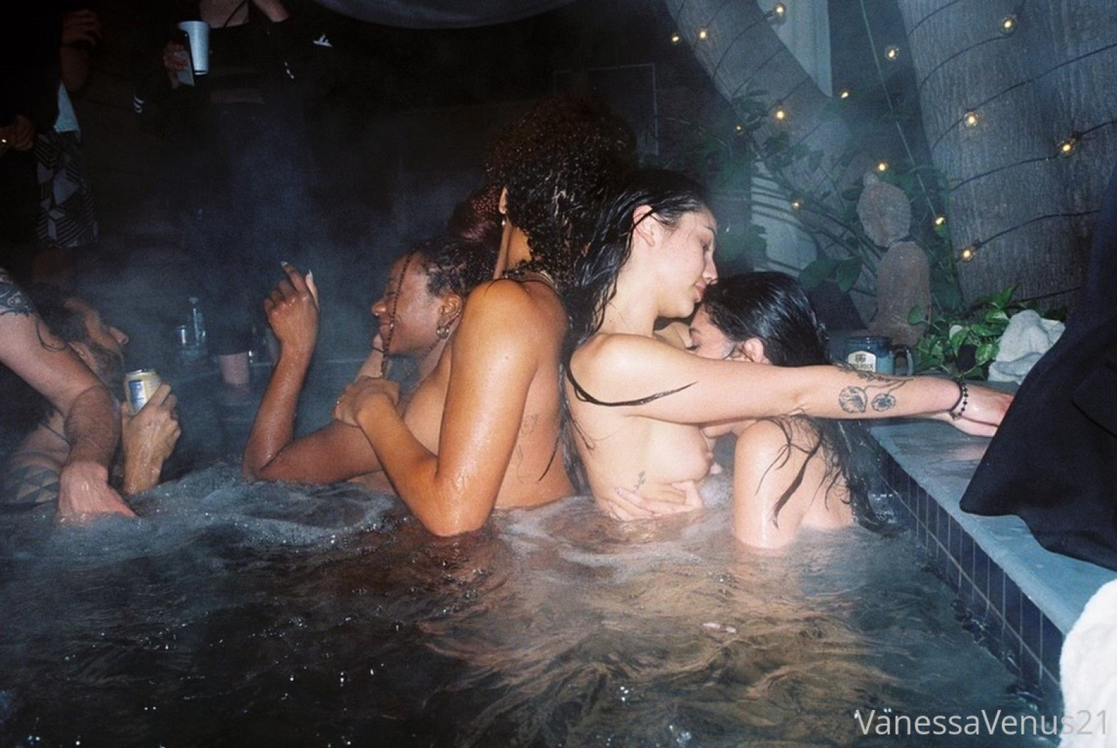 Photo by valeriamars published on May 16,2023 06:52:37 - BestThots