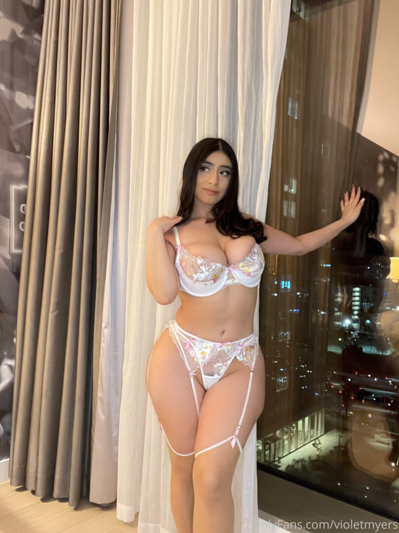 Photo by violetmyers published on August 10,2023 22:06:50 - BestThots