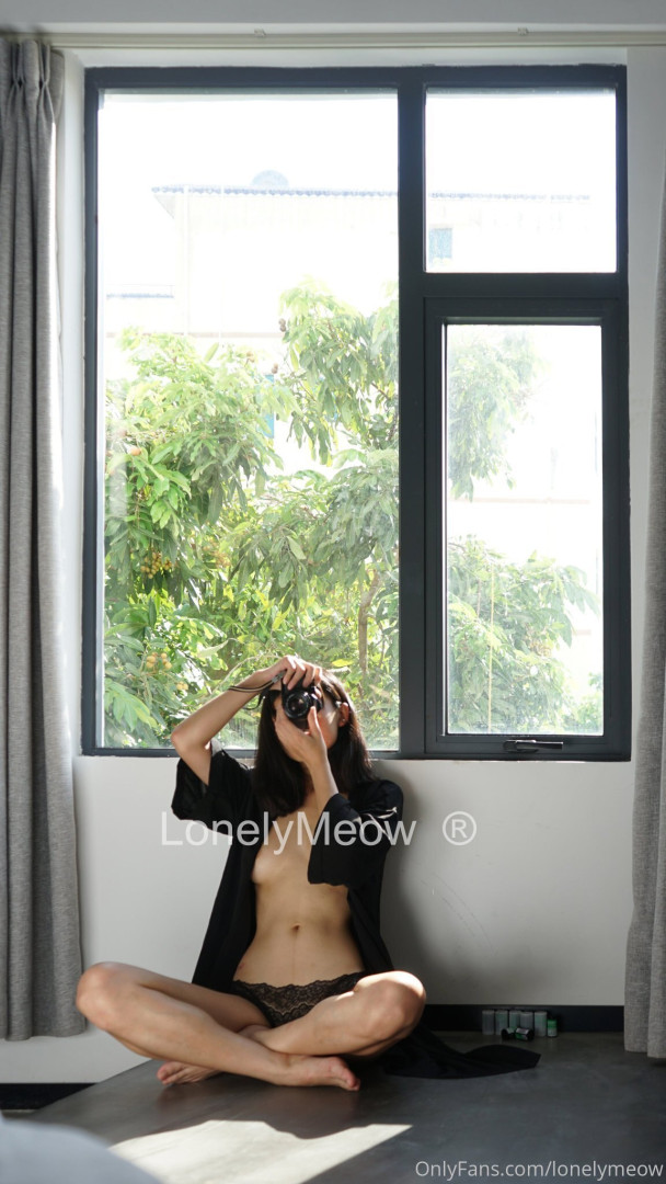 Photo by lonelymeow published on May 22,2023 11:29:26 - BestThots
