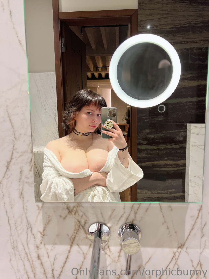 Photo by orphicbunny published on October 16,2023 12:59:08 - BestThots