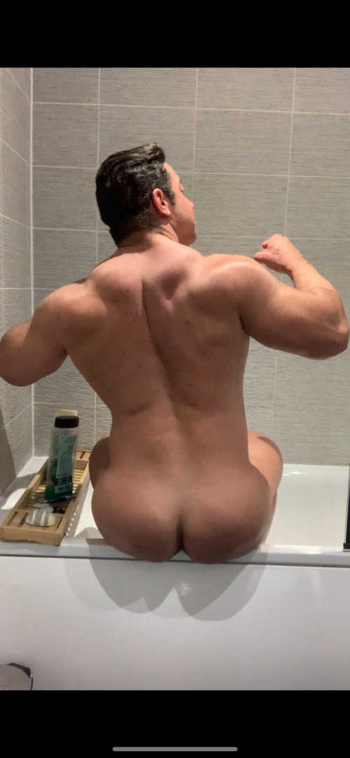 Photo by peachydaddyuk published on July 5,2023 18:20:13 - BestThots
