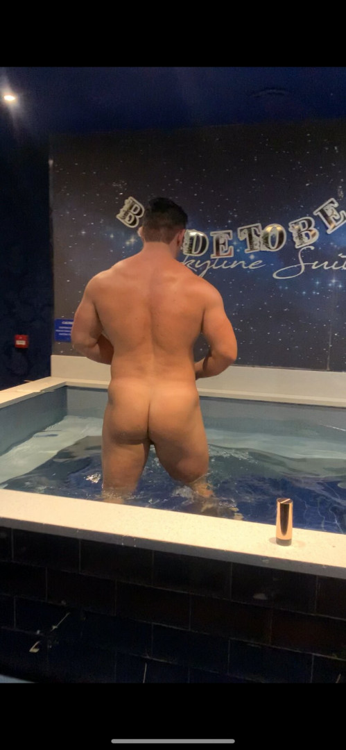 Photo by peachydaddyuk published on July 5,2023 18:22:10 - BestThots