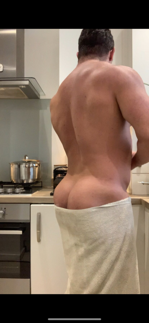 Photo by peachydaddyuk published on July 5,2023 18:22:25 - BestThots