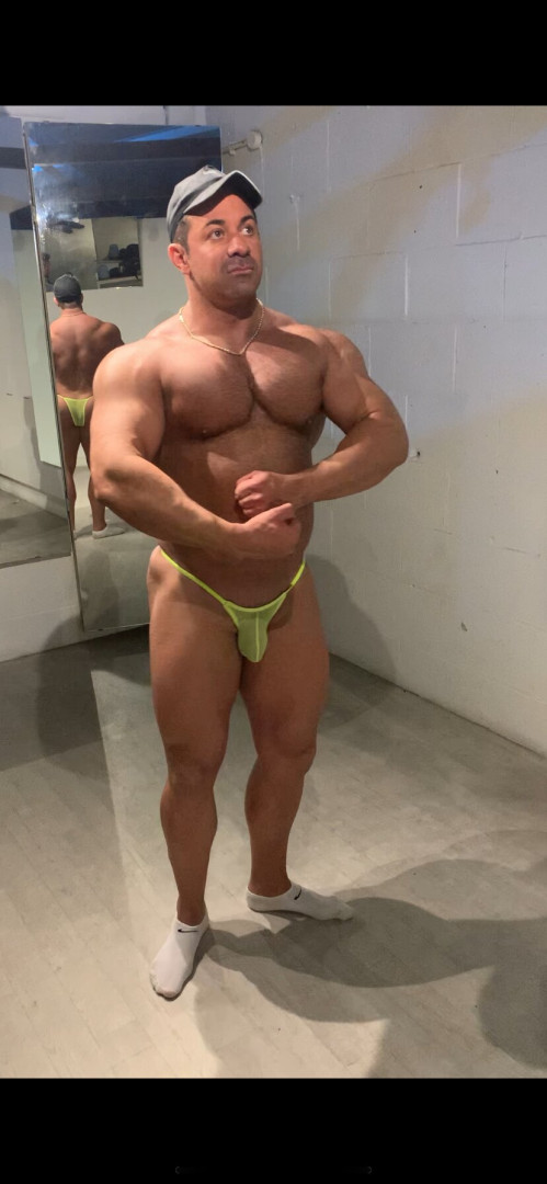 Photo by peachydaddyuk published on July 5,2023 18:23:34 - BestThots