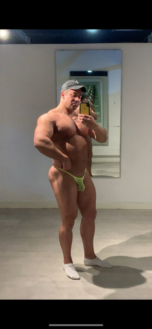 Photo by peachydaddyuk published on July 5,2023 18:23:39 - BestThots