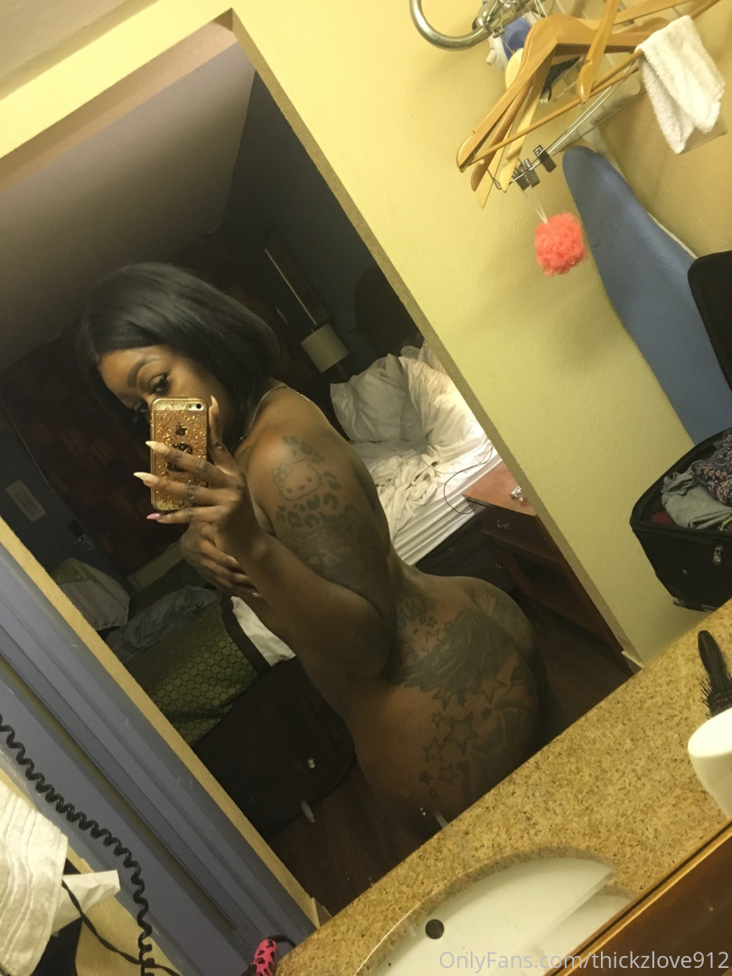 Photo by thickzlove912 published on October 11,2023 06:20:12 - BestThots