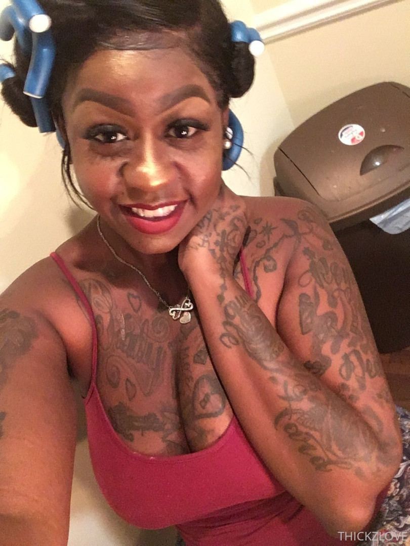 Photo by thickzlove912 published on October 11,2023 20:00:22 - BestThots