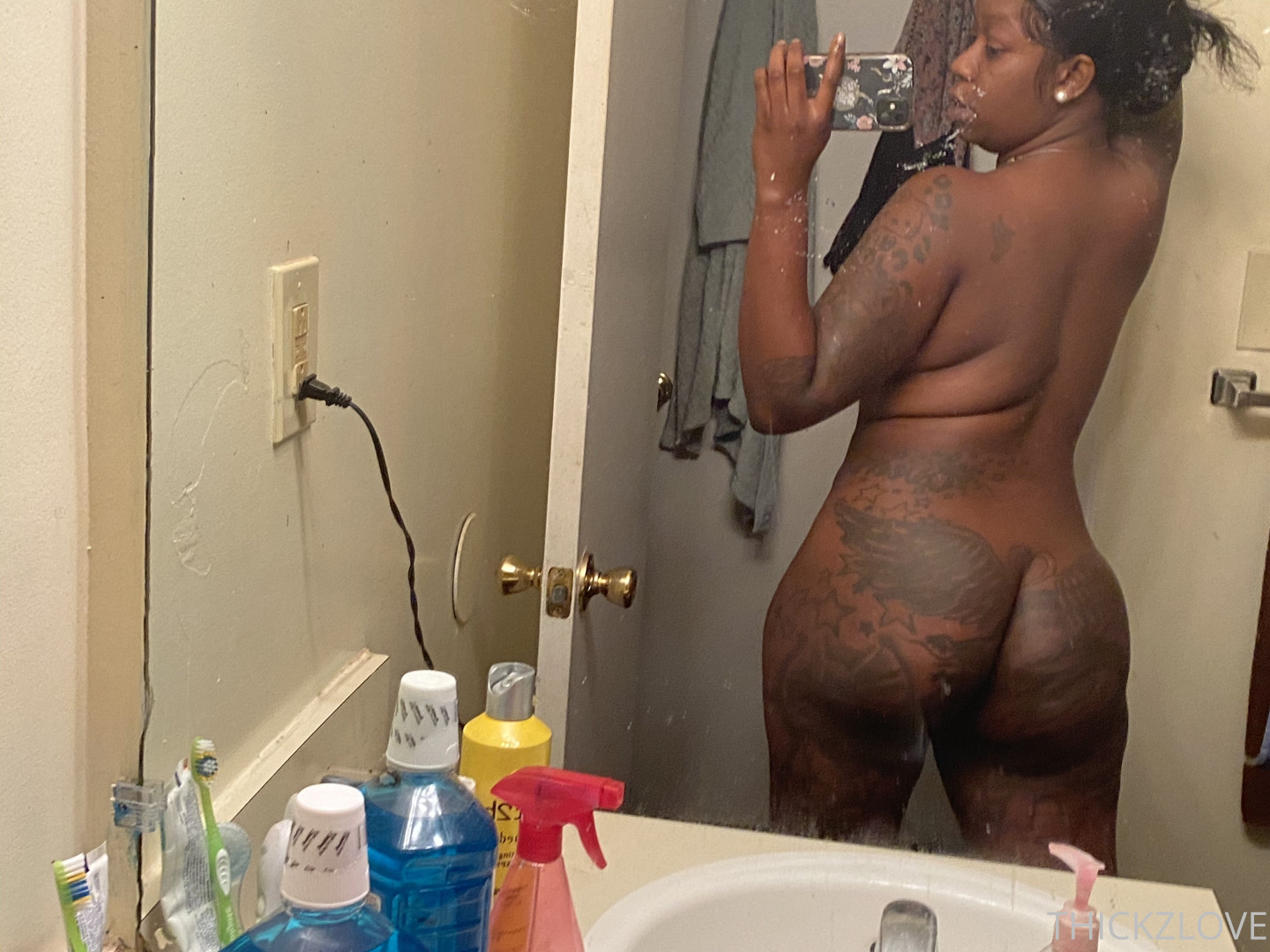 Photo by thickzlove912 published on October 11,2023 20:10:35 - BestThots