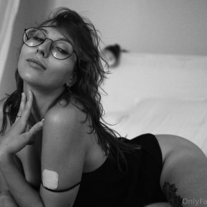 julie_hielbert #2030383