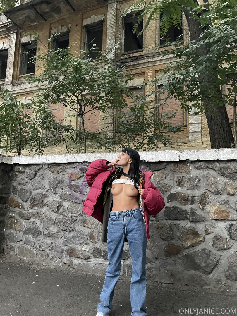 Photo by rejaniced published on August 16,2023 19:18:56 - BestThots