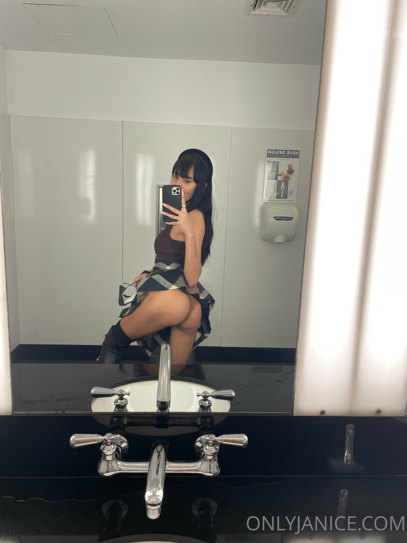 Photo by rejaniced published on August 16,2023 19:22:29 - BestThots