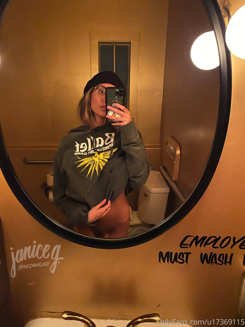 Photo by rejaniced published on August 16,2023 19:23:34 - BestThots