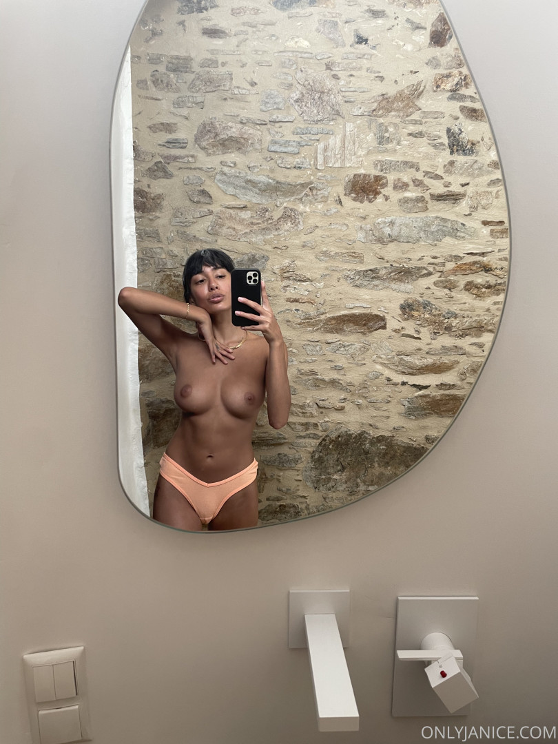 Photo by rejaniced published on August 16,2023 19:49:12 - BestThots