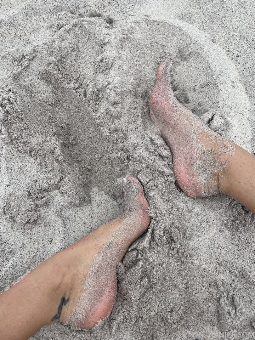 Photo by rejaniced published on August 16,2023 20:24:27 - BestThots