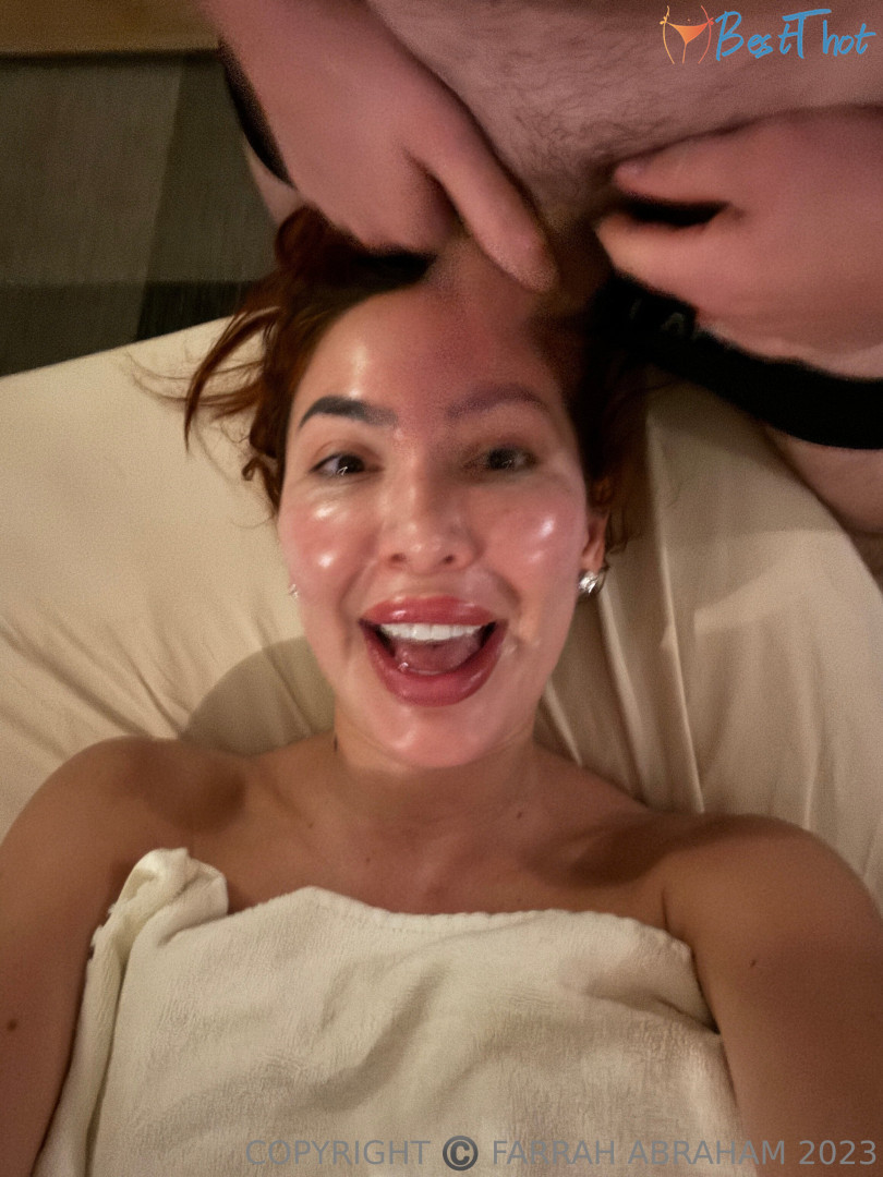 farrahabraham #9754784