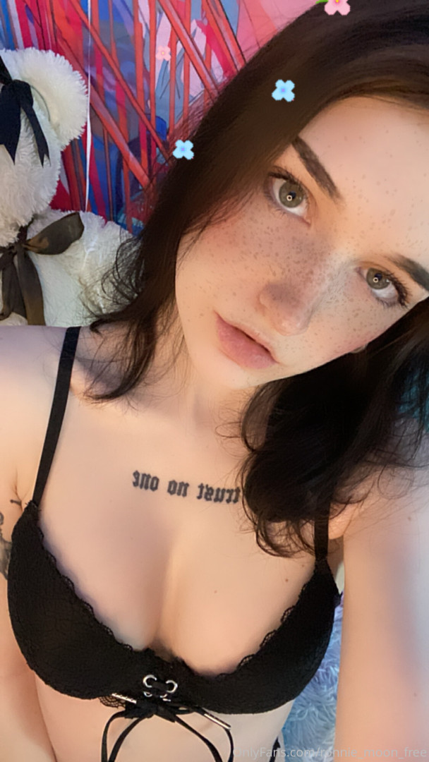 Photo by ronnie_moon_free published on July 4,2023 18:51:55 - BestThots