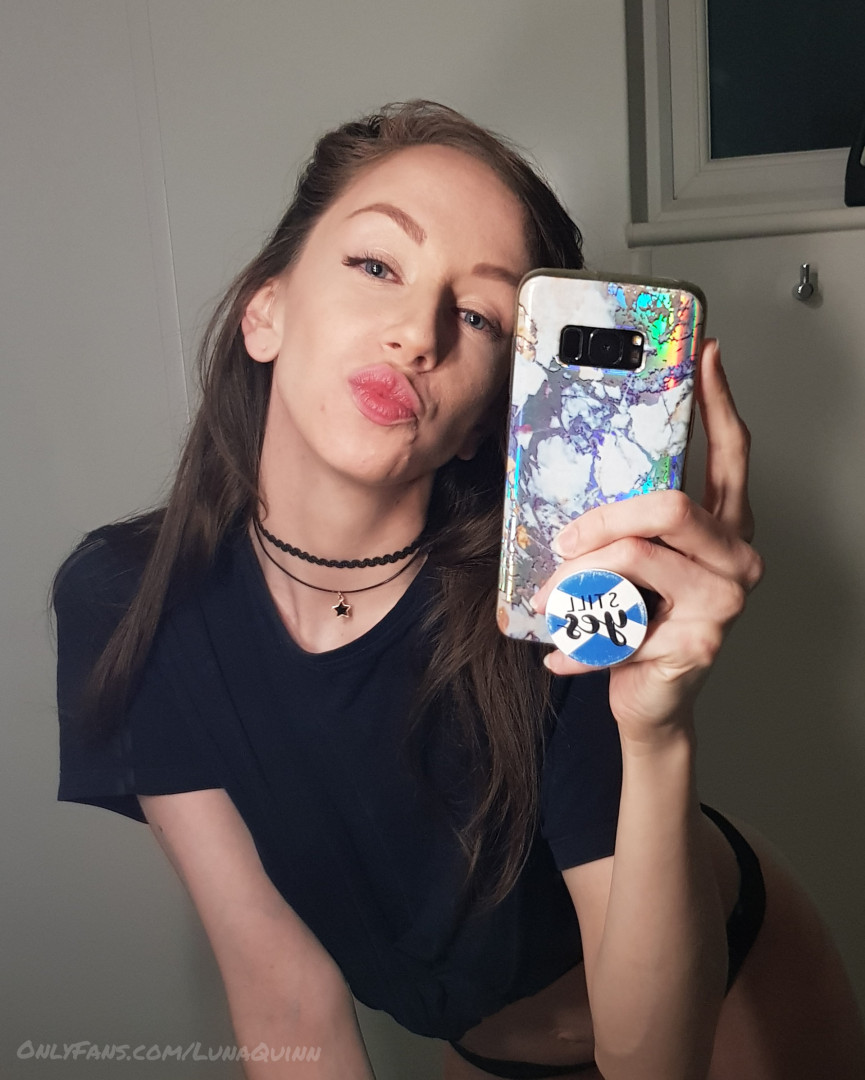 Photo by lunaquinn published on October 14,2023 01:42:24 - BestThots