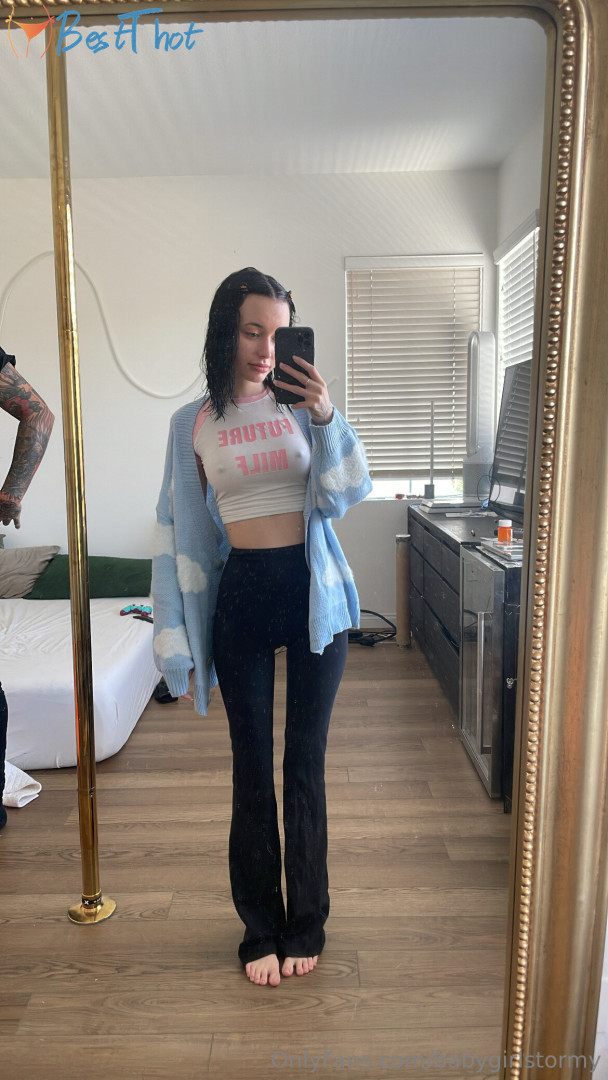 Photo by babygirlstormy published on January 22,2025 11:00:17 - BestThots