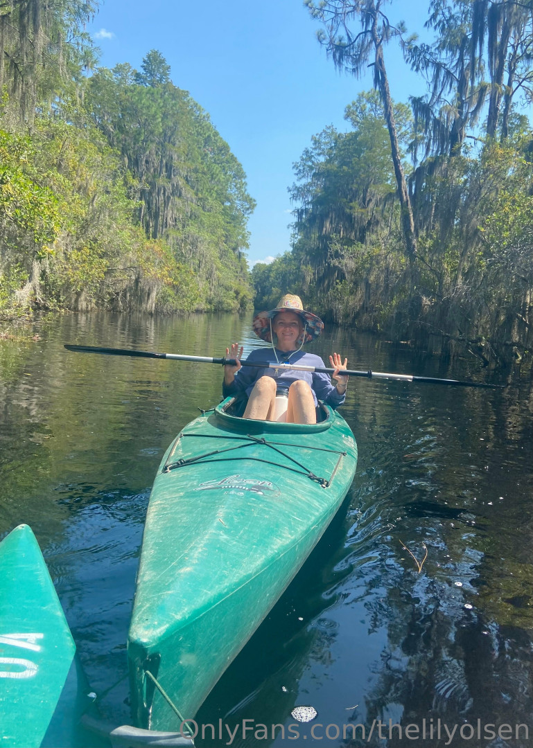 Photo by thelilyolsen published on October 15,2023 23:36:02 - BestThots