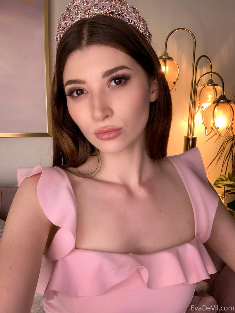 Photo by evadevil published on January 14,2024 20:14:40 - BestThots