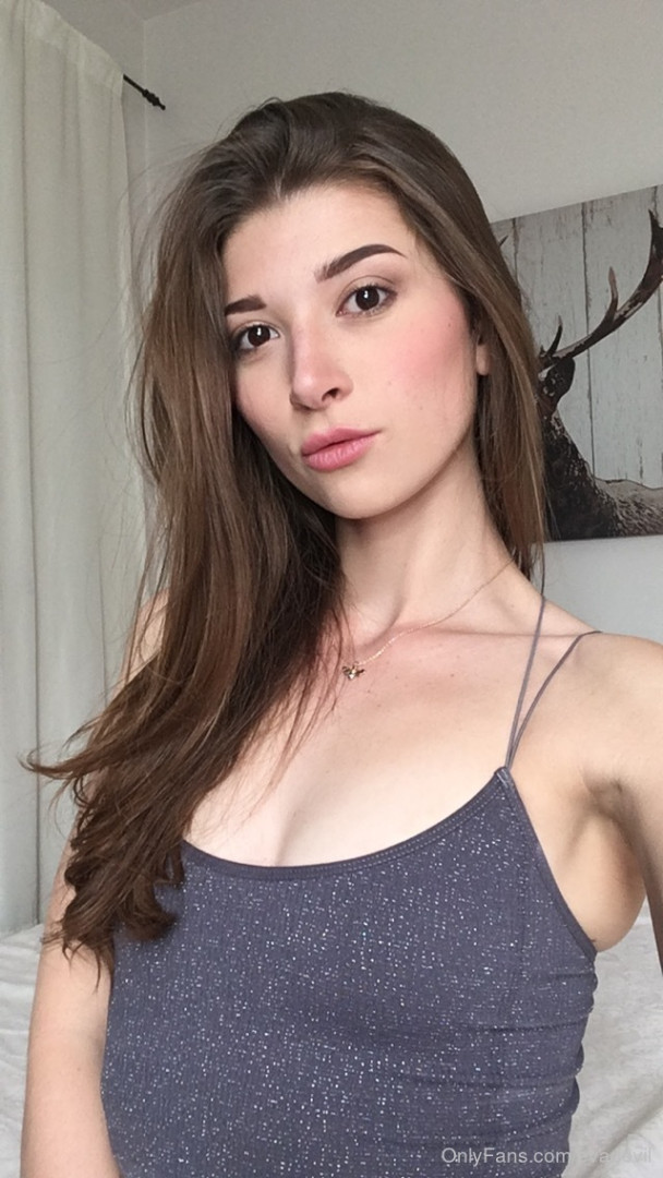 Photo by evadevil published on January 14,2024 20:30:45 - BestThots