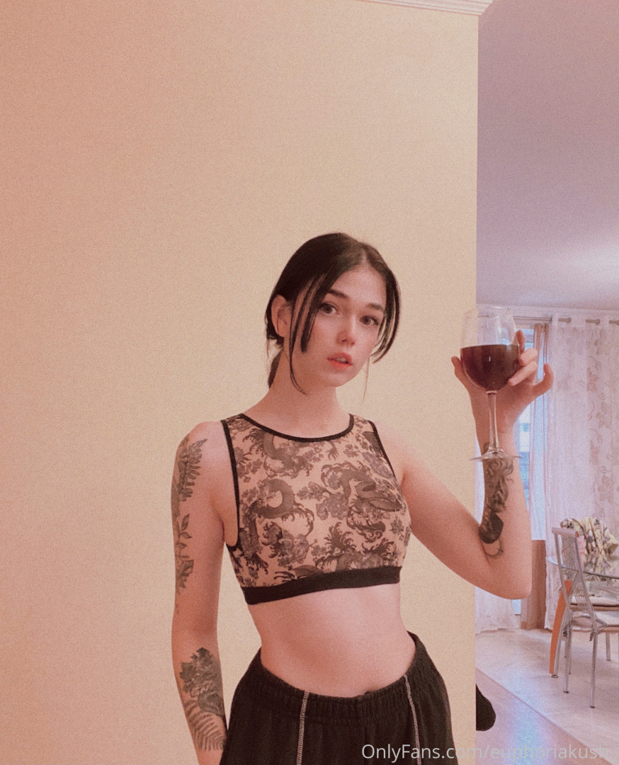Photo by babykush published on June 21,2023 10:19:45 - BestThots