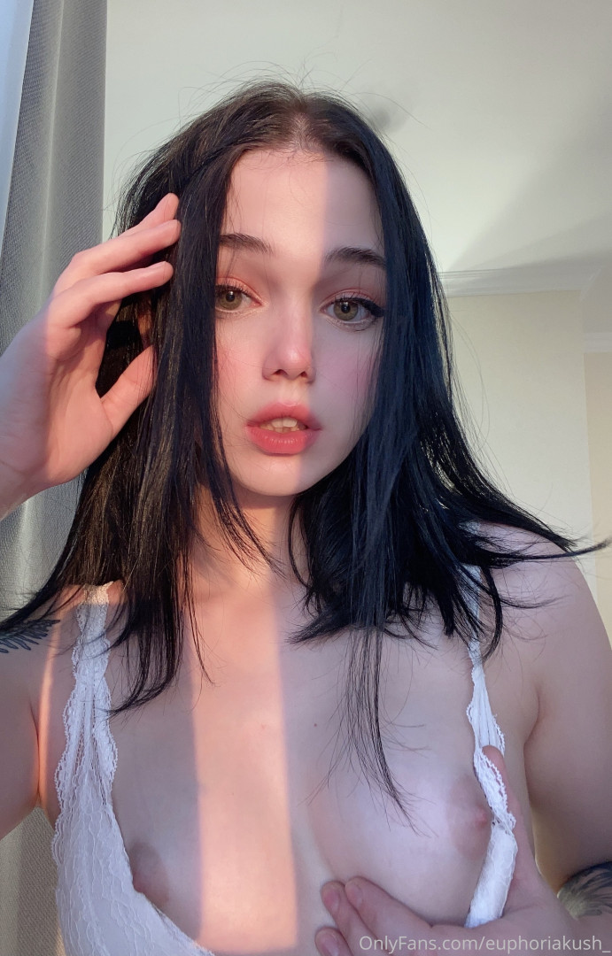 Photo by babykush published on June 21,2023 10:44:31 - BestThots