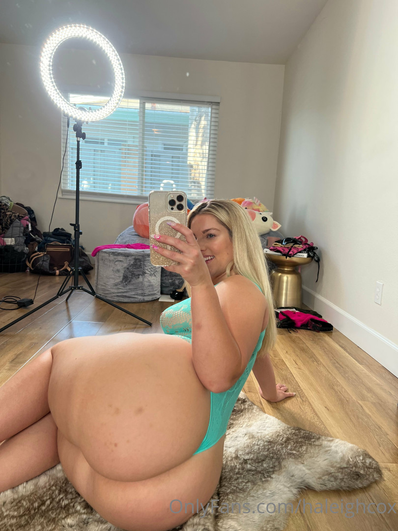 Photo by haleighcox published on September 1,2023 02:02:16 - BestThots