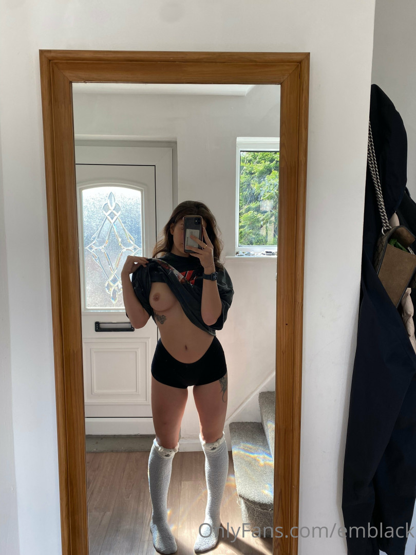 Photo by emblack published on January 16,2024 13:34:09 - BestThots
