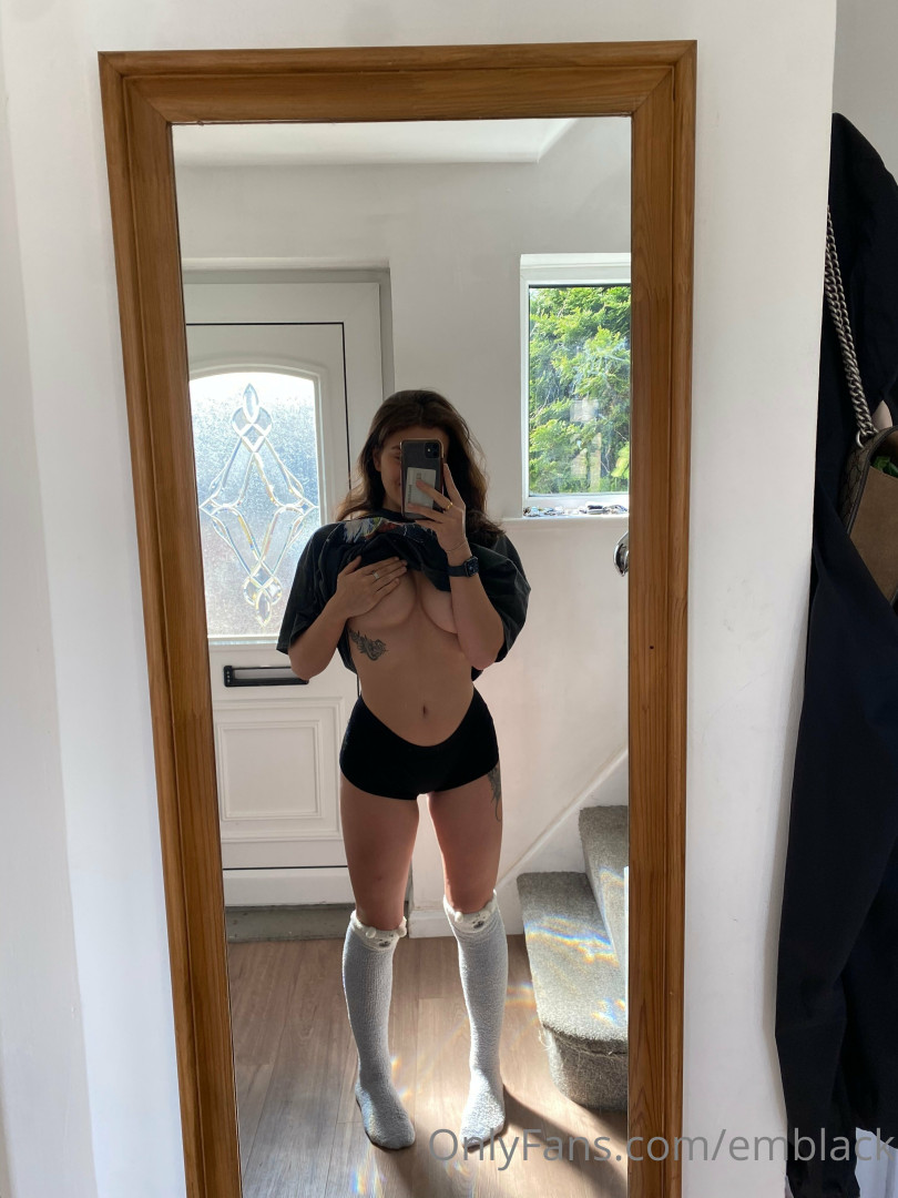 Photo by emblack published on January 16,2024 13:35:05 - BestThots