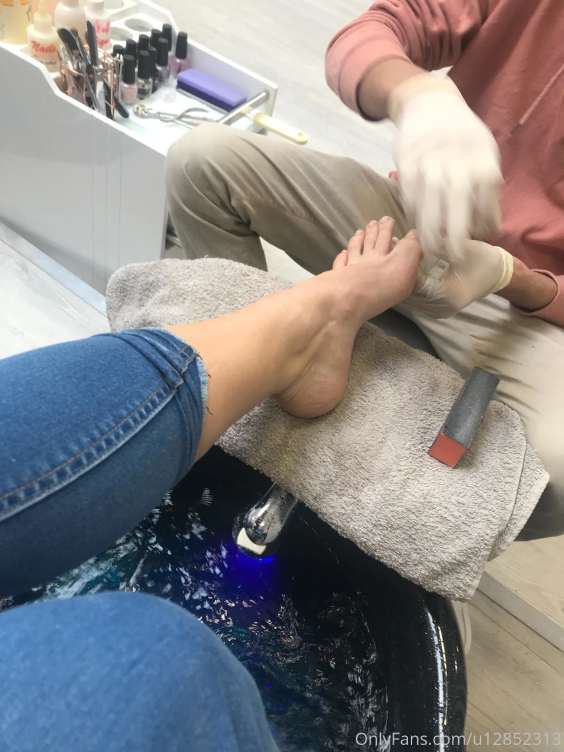 Photo by mistress_tess1 published on October 11,2023 15:37:31 - BestThots