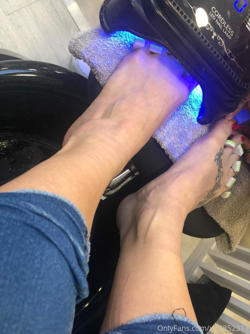 Photo by mistress_tess1 published on October 11,2023 16:39:59 - BestThots