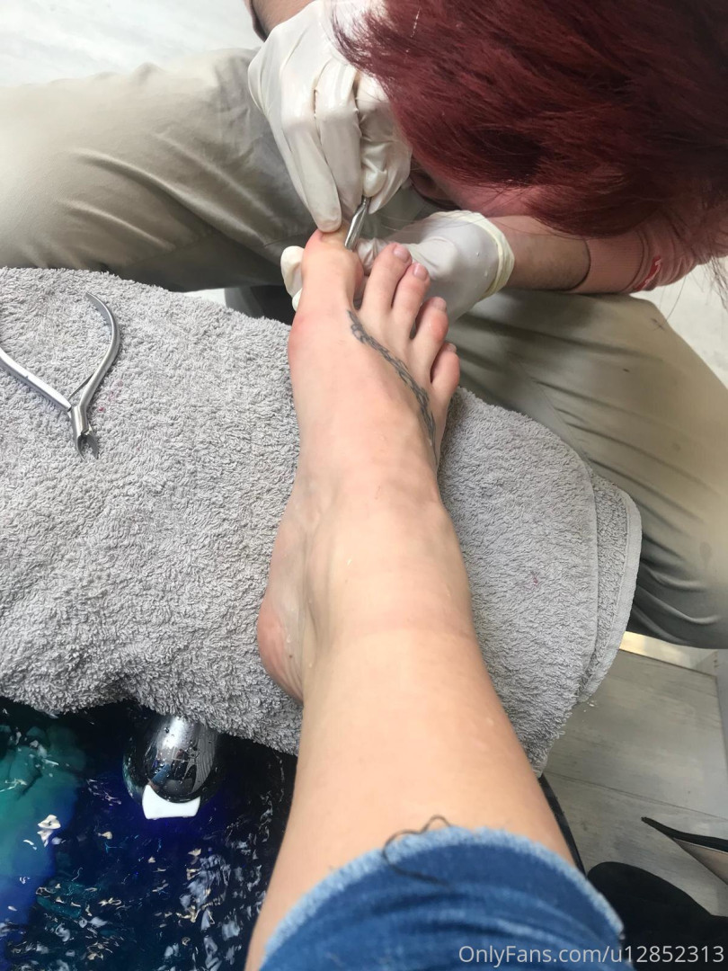 Photo by mistress_tess1 published on October 11,2023 17:41:52 - BestThots