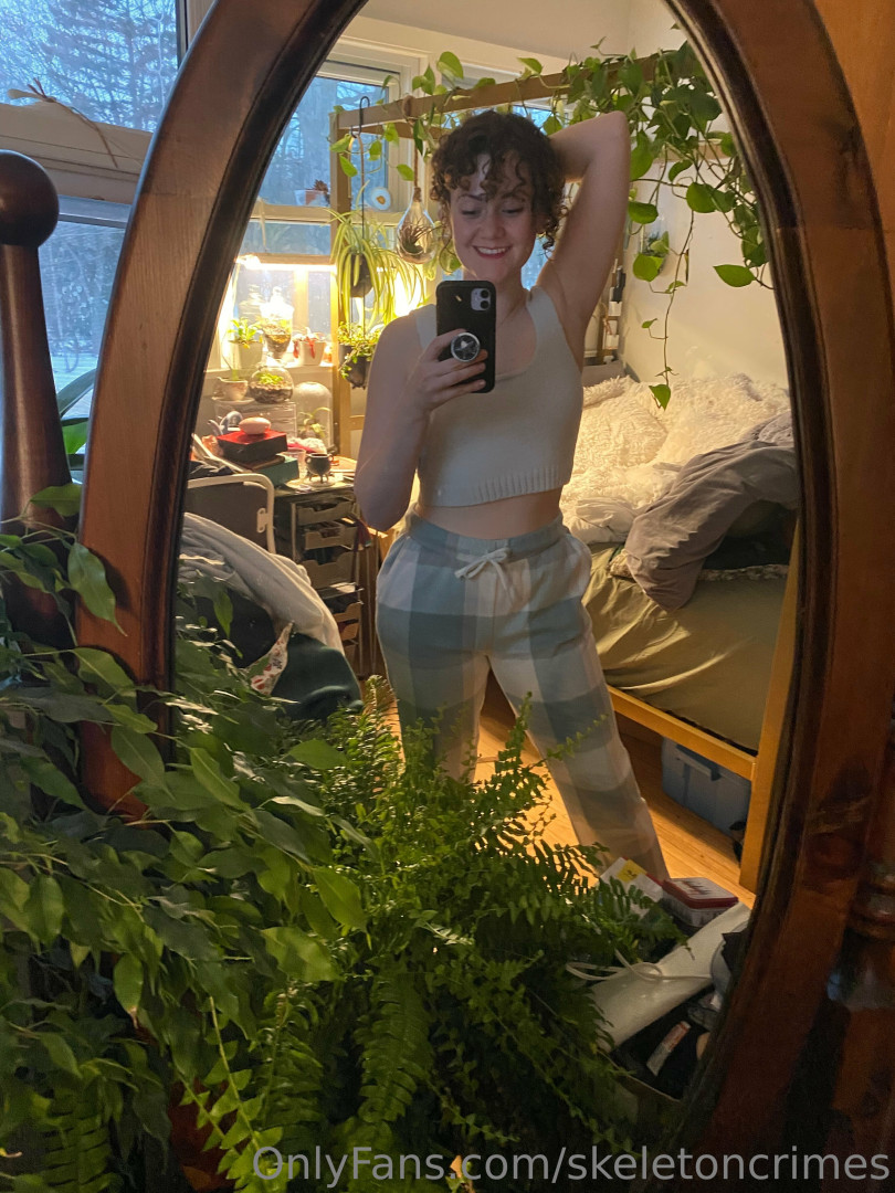 Photo by skeletoncrimes published on May 17,2023 23:02:01 - BestThots