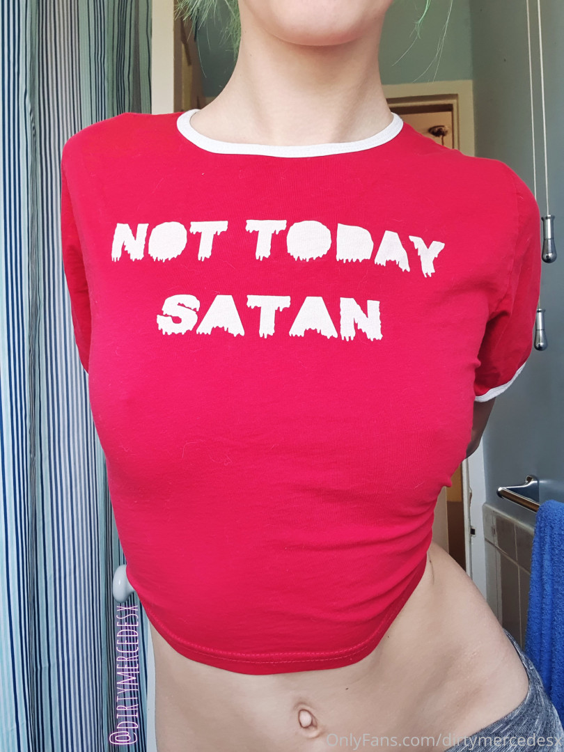 Photo by dirtymercedesx published on October 12,2023 15:53:56 - BestThots