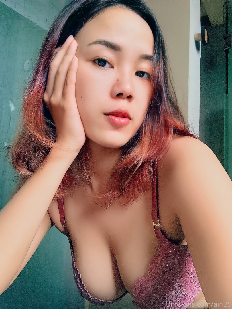 Photo by airi25 published on November 19,2023 23:00:01 - BestThots