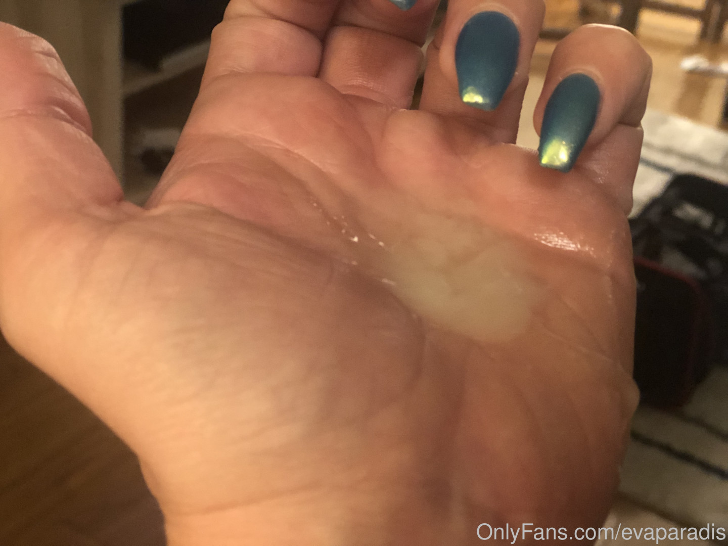 Photo by evaparadis published on January 14,2024 03:35:40 - BestThots