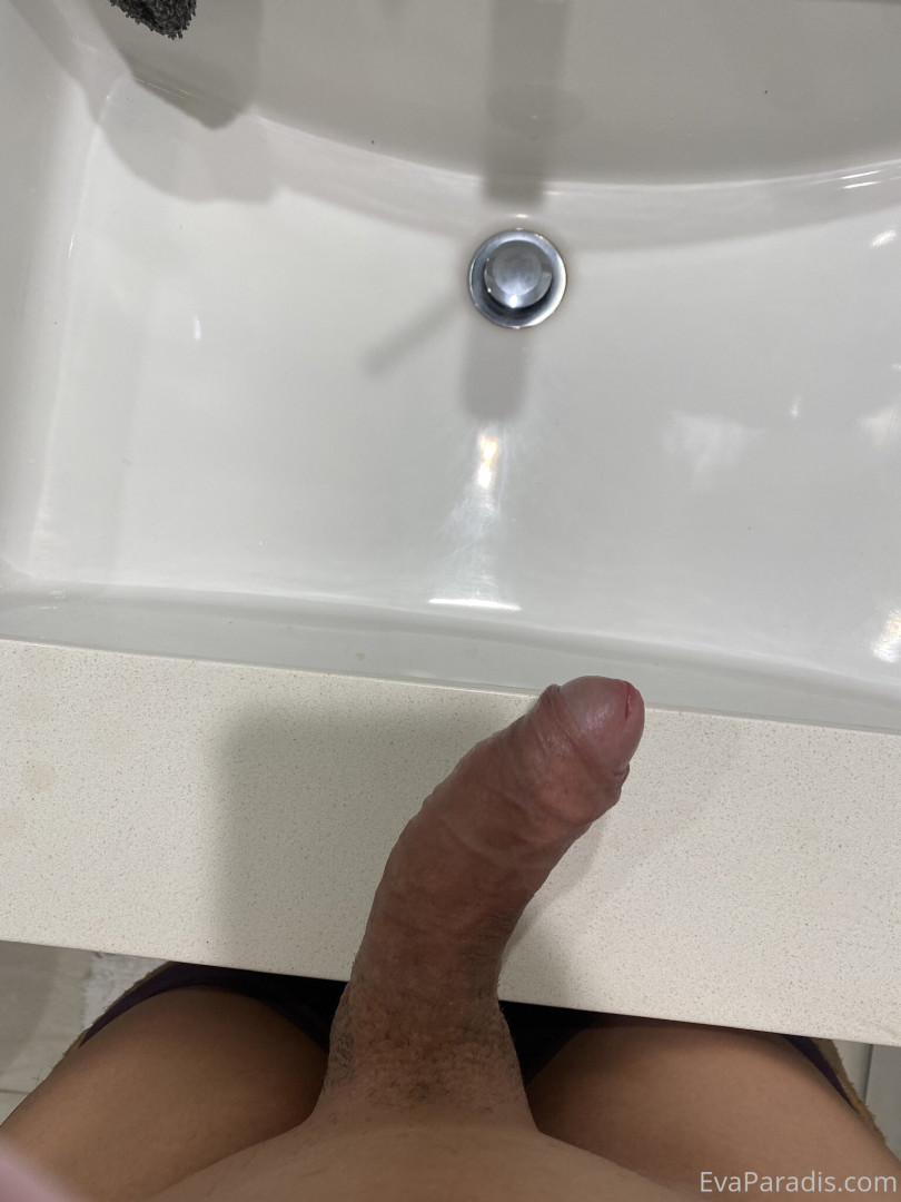 Photo by evaparadis published on January 14,2024 03:35:44 - BestThots