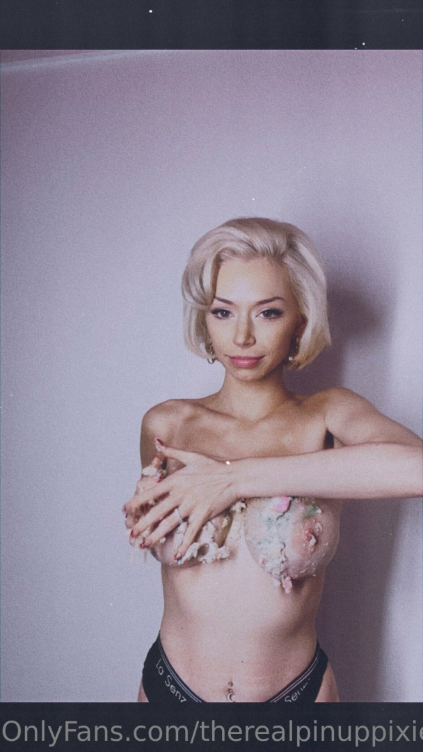 Photo by therealpinuppixie published on October 16,2023 18:28:52 - BestThots