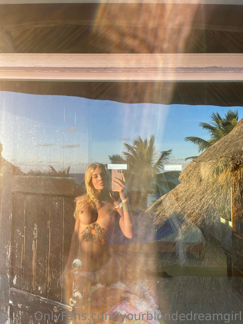 Photo by yourblondedreamgirl published on June 30,2023 12:15:31 - BestThots